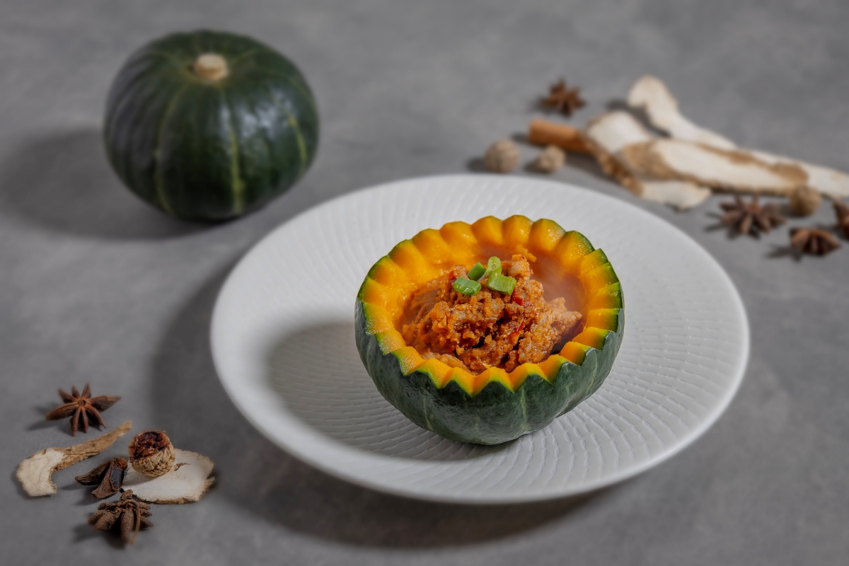Steamed_Wagyu_Beef_with_Organic_Pumpkin_1200x800px From Farm to Feast: Organic Goodness | Si Chuan Dou Hua