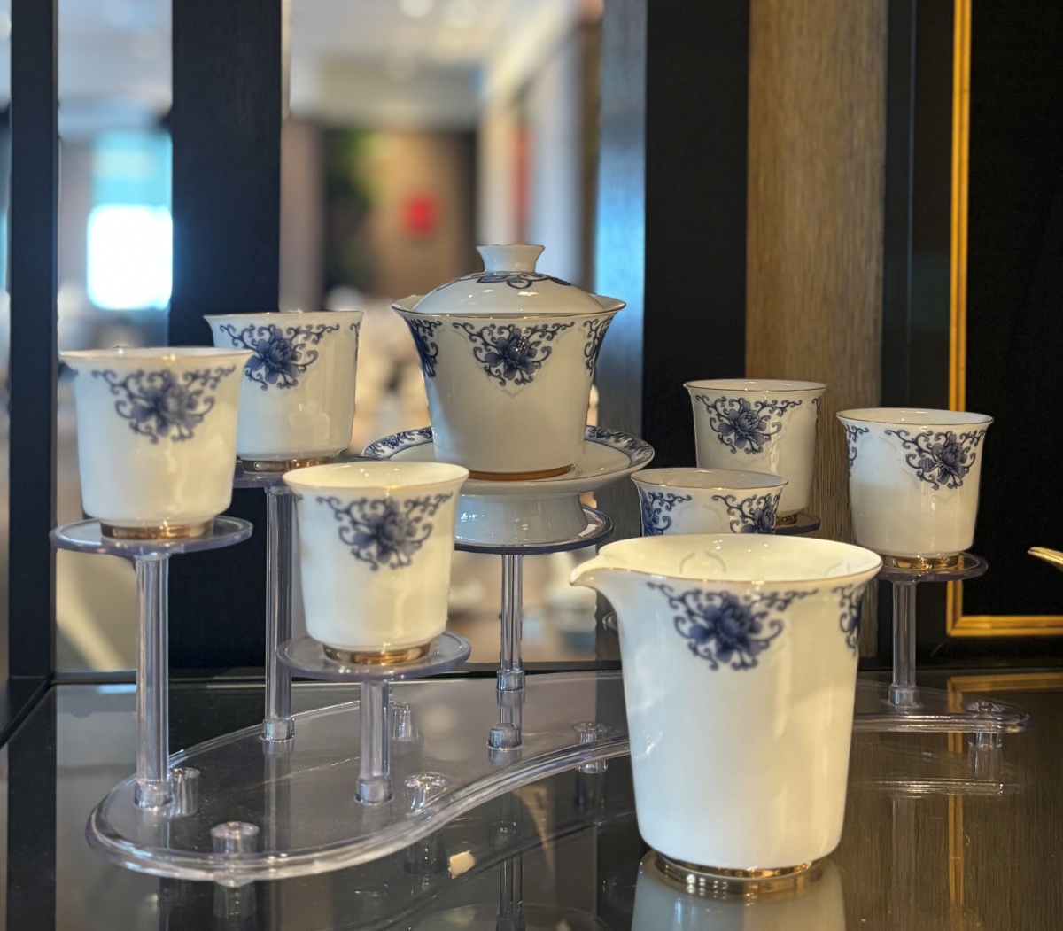 cropped_tea_set_pic image cropped tea set pic